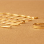 9ct Yellow Gold - Rectangular Wire