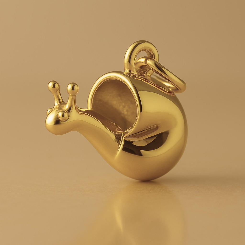 9ct Yellow Gold - Garden Snail Charm