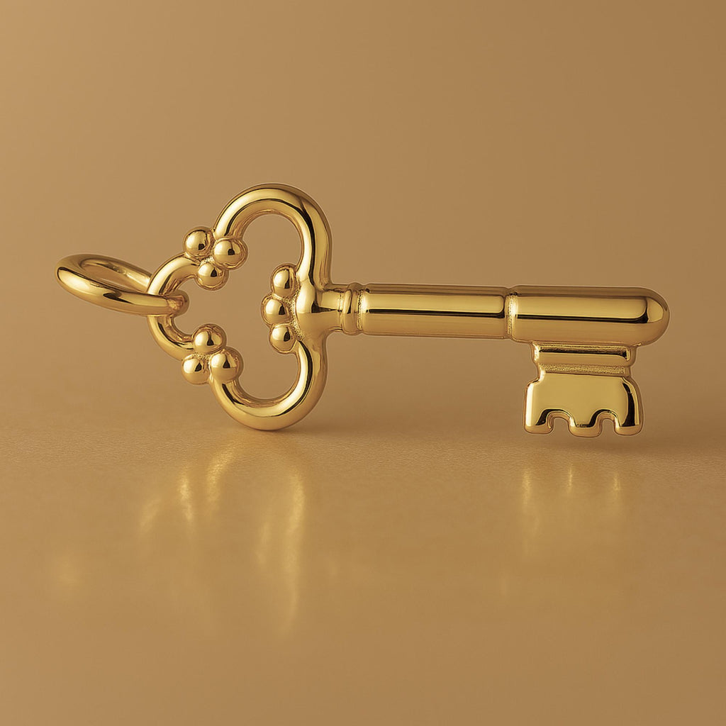 18ct Yellow Gold - Clover Key Charm