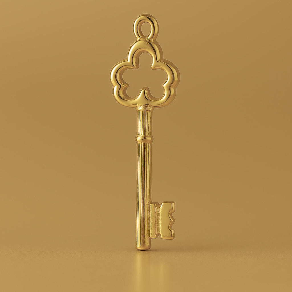 18ct Yellow Gold - Ornate Clover Castle Key Charm