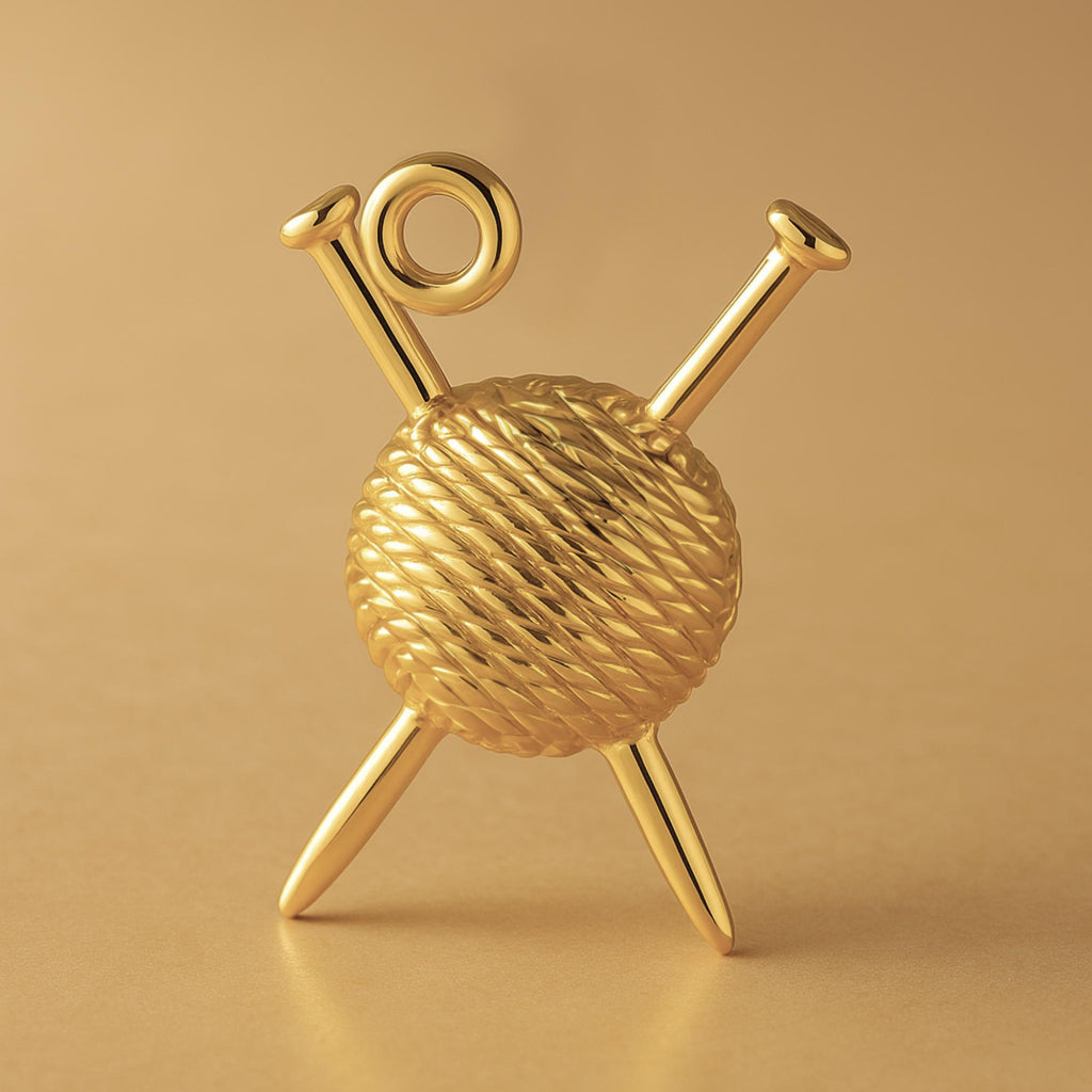 18ct Yellow Gold - Sewing Ball and Yarn Charm