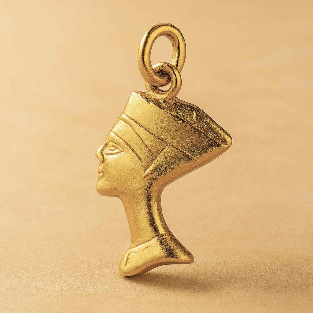 18ct Yellow Gold - Queen Nefertiti Charm