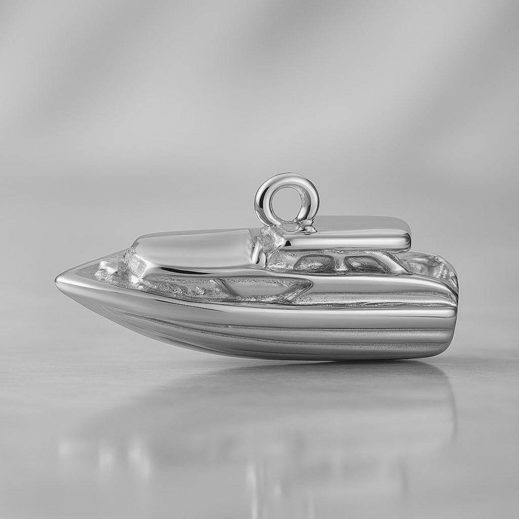 950 Platinum - Powerboat Charm