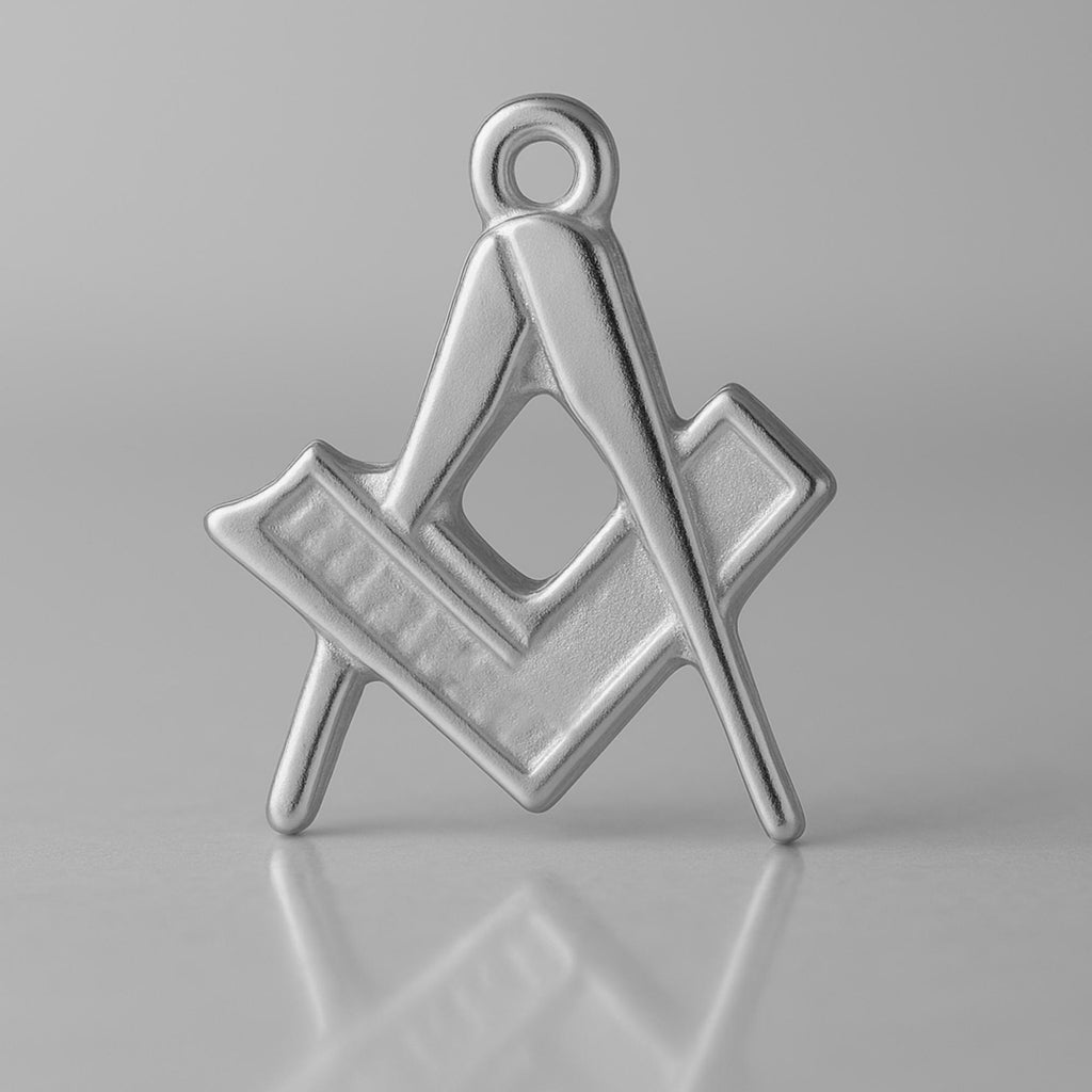 950 Platinum - Freemason Charm