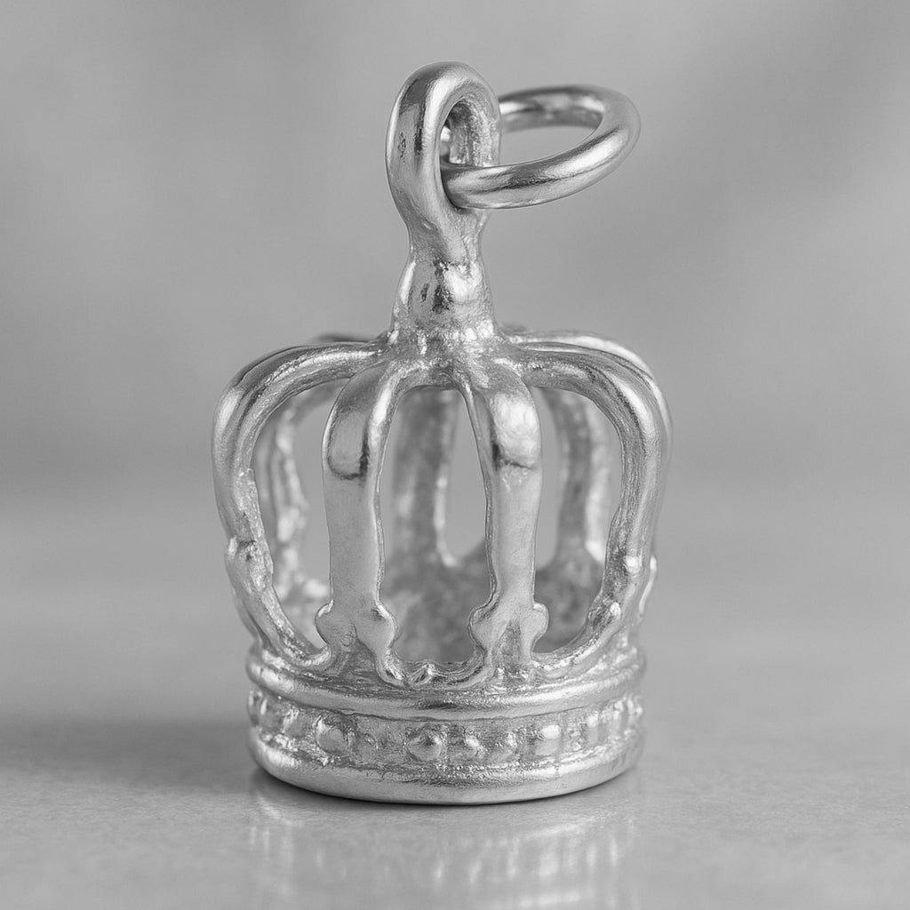 950 Platinum - Royal Crown Charm