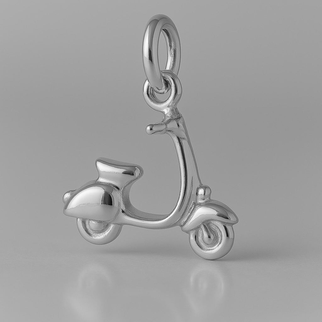 950 Platinum - Vespa Motor Scooter Charm