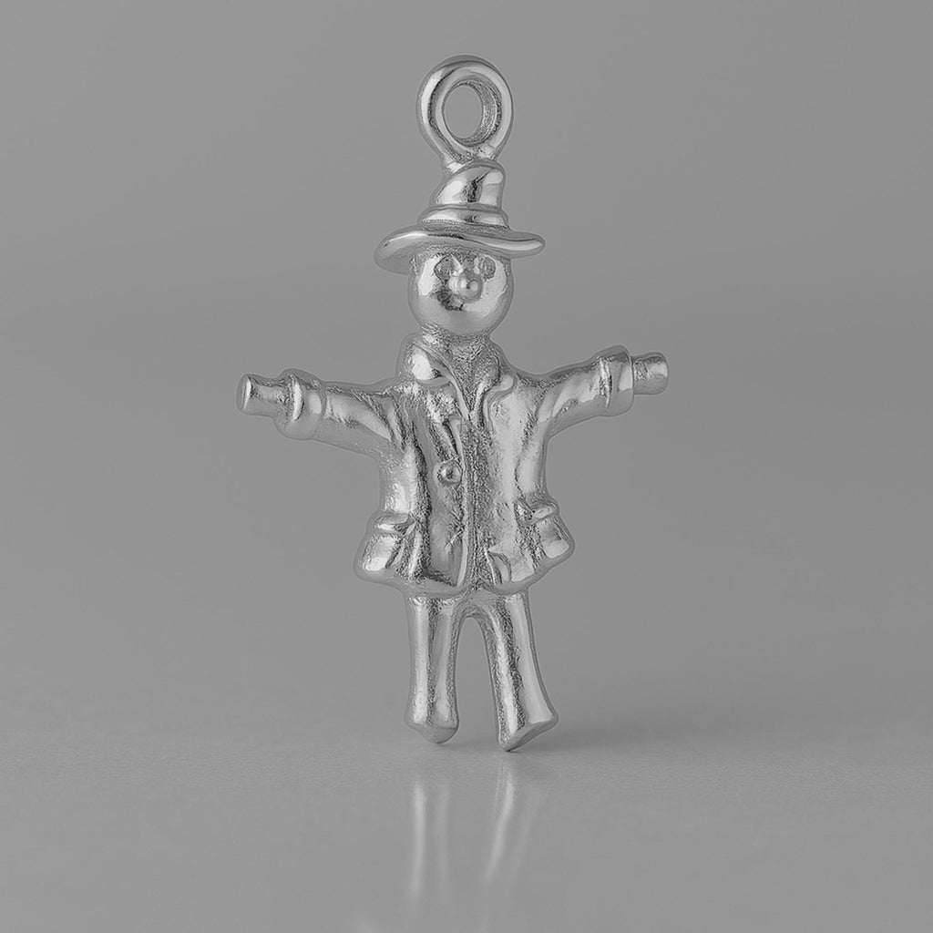 950 Platinum - Rustic Scarecrow Charm