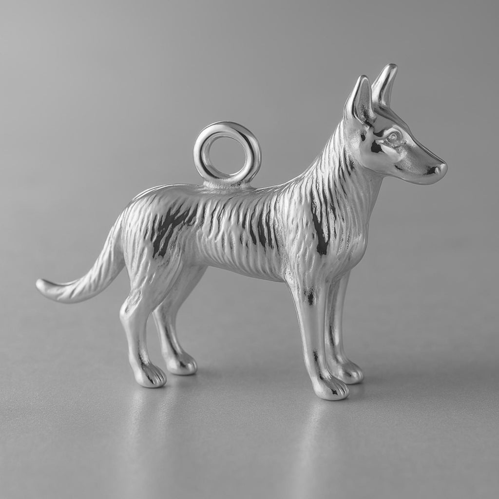 950 Platinum - Wild Dingo Charm