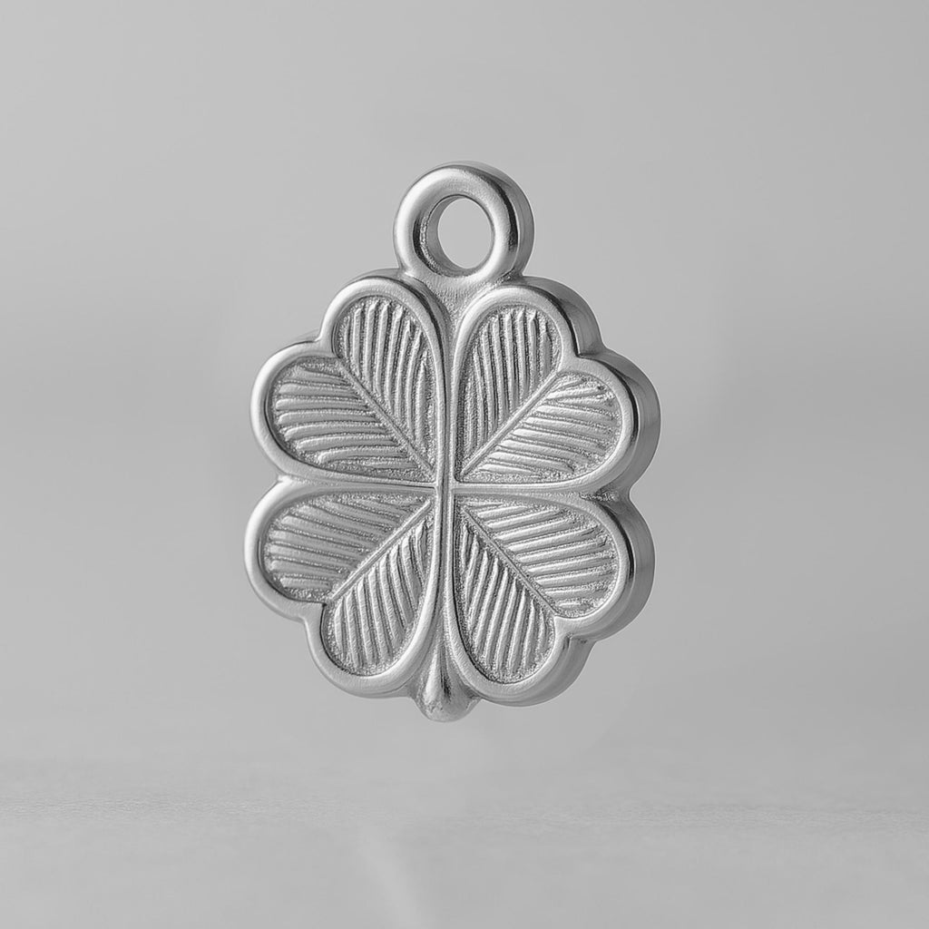 950 Platinum - Four-Leaf Clover Amulet Charm
