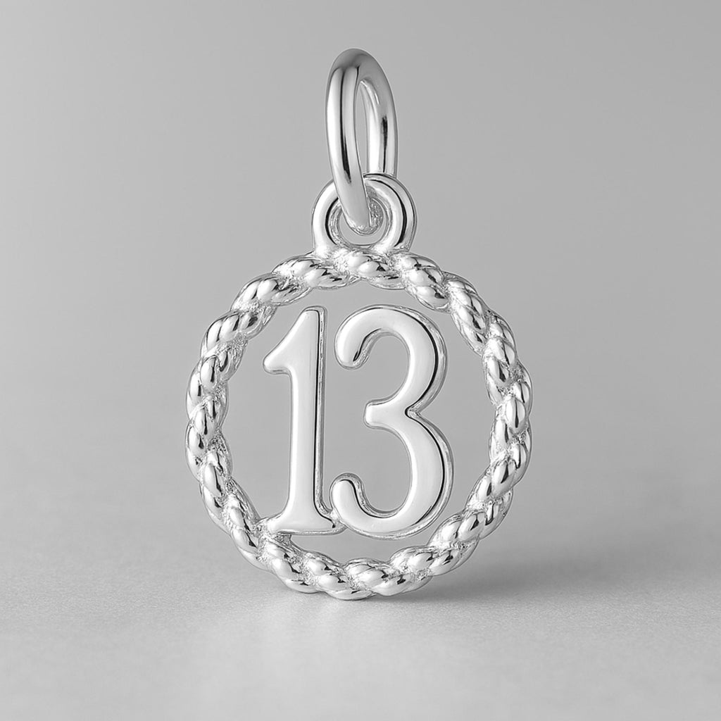 925 Sterling Silver - 13 Wreath Charm