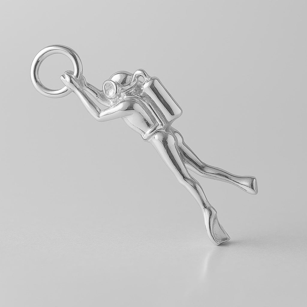 925 Sterling Silver - Classic Scuba Diver Charm