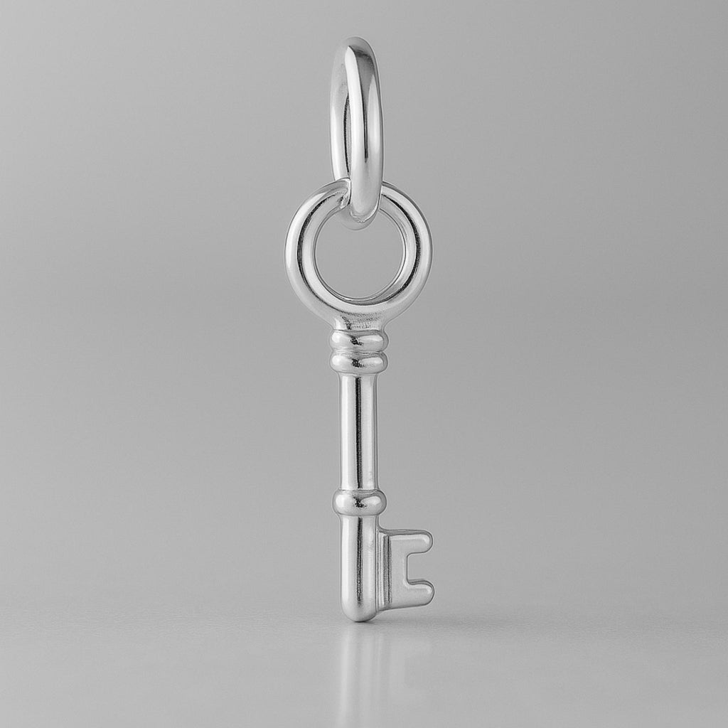 18ct White Gold - Classic Vintage Key Charm