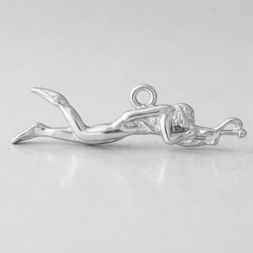 18ct White Gold - Spear Fishing Diver Charm