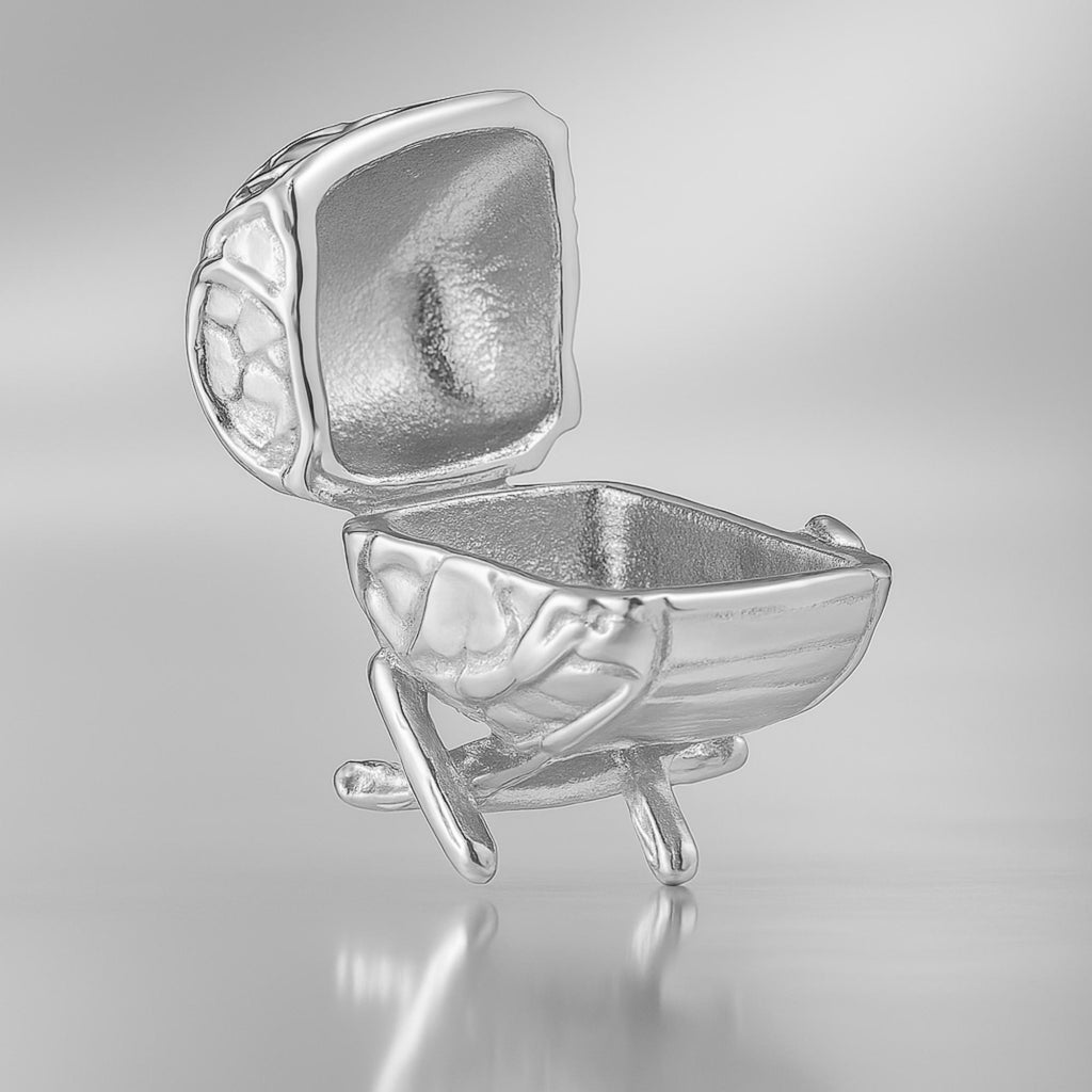 9ct White Gold - Rustic Winery Display Barrel Charm