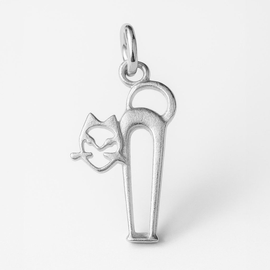 18ct White Gold - Openwork Filigree Cat Charm