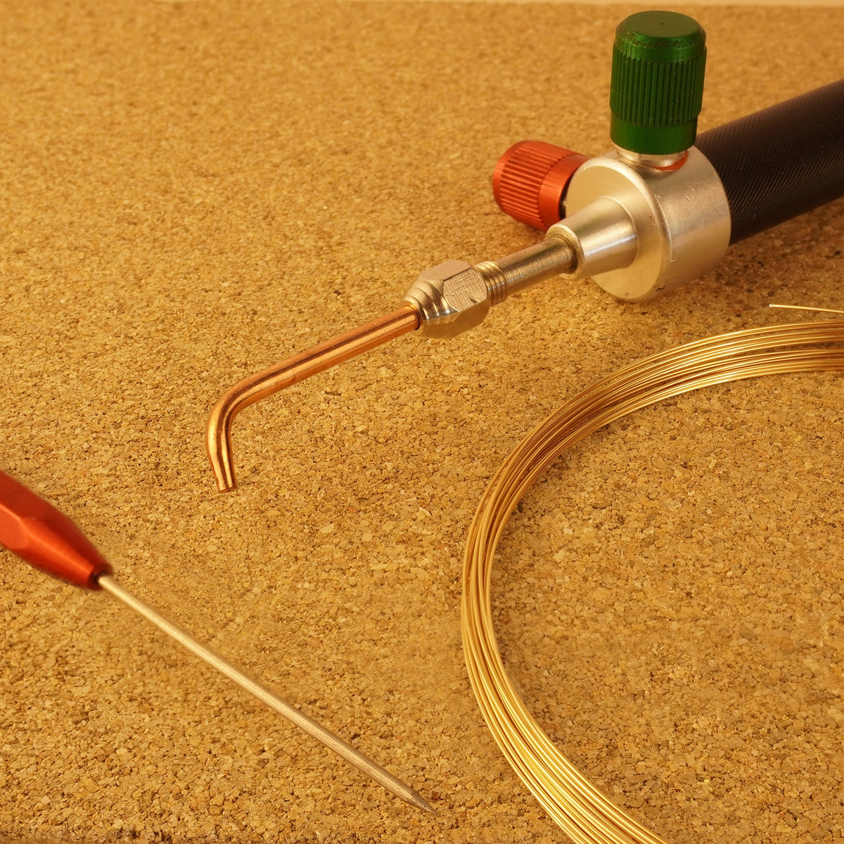 9 Karat (375) Gelbgold-Lötdraht – Punzierbar, Ideal Für Schmuckreparaturen & Eigene Kreationen 9 Karat (375) Gelbgold-Lötdraht – Punzierbar, Ideal Für Schmuckreparaturen & Eigene Kreationen
